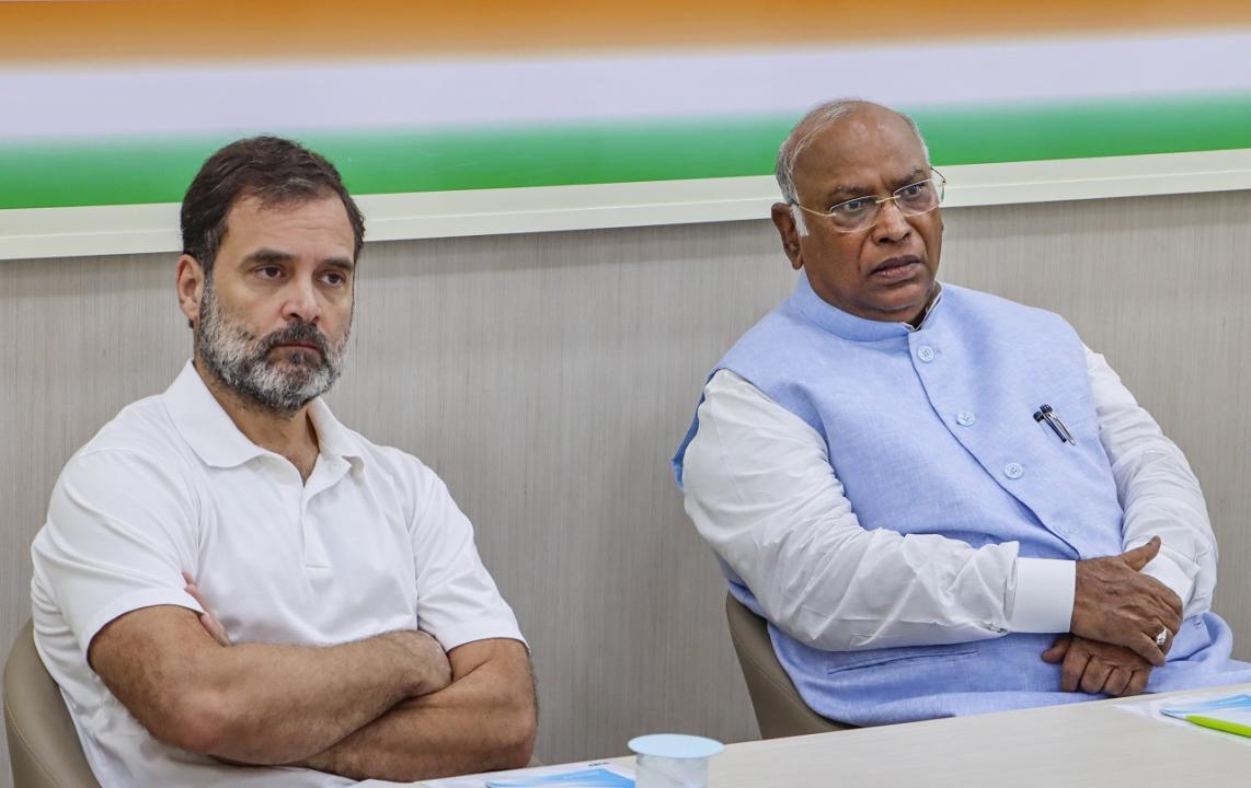 Uttarakhand Congress leaders meet Mallikarjun Kharge, Rahul Gandhi in  Delhi, discuss strategy for 2024 Lok Sabha