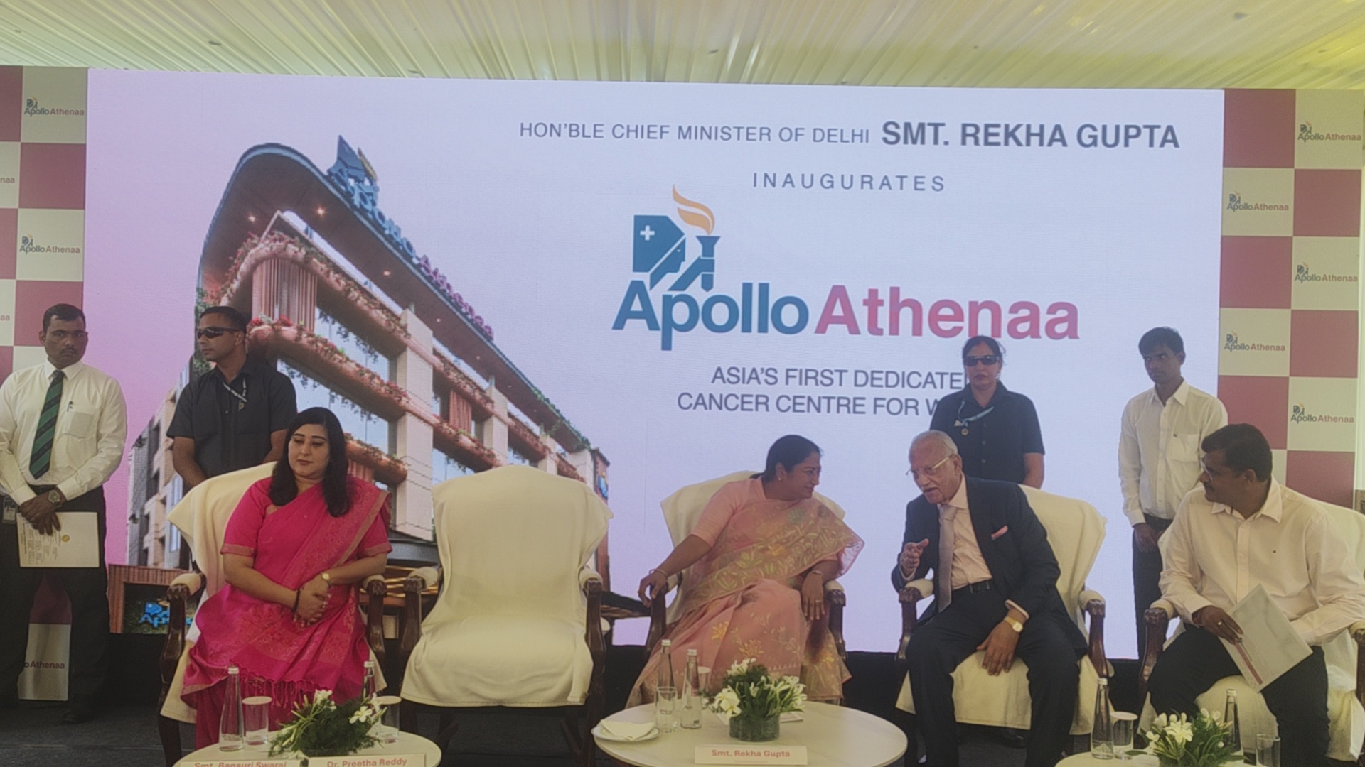 एशिया का पहला महिला कैंसर अस्पताल नई दिल्ली में शुरू, CM ने बताया कैंसर  इलाज के लिए मील का पत्थर होगा साबित