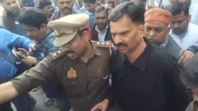 trending news in hindi (ट्रेंडिंग न्यूज़): breaking news in hindi, current  news in hindi, ट्रेंडिंग की ताजा खबरें