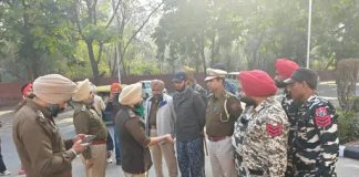 मोहाली में 10 स्कूलों को बम से उड़ाने की मिली धमकी, मौके पर पहुंची पुलिस बल और बम स्क्वॉड की टीम