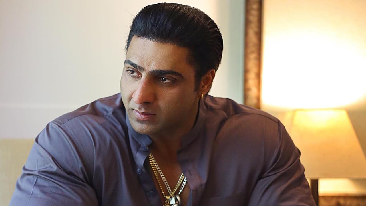 कौन थे सलमान खान की टाइगर 3 के को-स्टार वरिंदर सिंह घुमन, जिनकी हार्ट अटैक  से हुई मौत | Asianet News Hindi