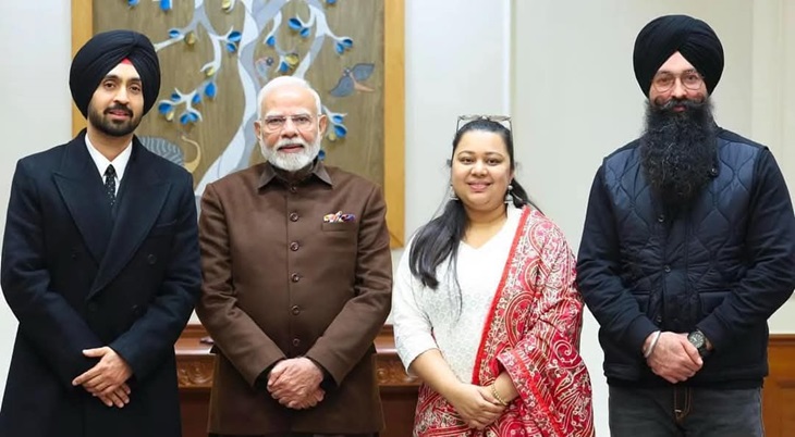 दिलजीत दोसांझ के साथ उनकी टीम ने भी PM नरेंद्र मोदी से मुलाकात की।