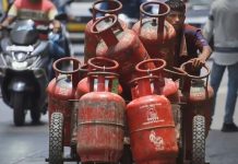 मिडिल ईस्ट युद्ध के बीच भारत सरकार सतर्क, तेल कंपनियों को LPG उत्पादन बढ़ाने का दिया आदेश