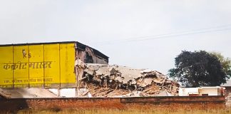 Ammonia Tank Explodes in Prayagraj