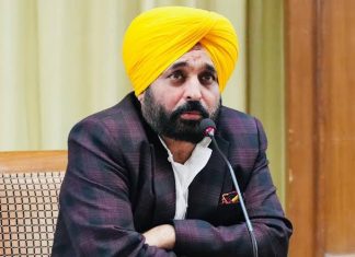 मुख्यमंत्री भगवंत सिंह मान ने केंद्रीय नागर विमानन मंत्री से की बात, युद्ध प्रभावित अरब देशों में फंसे पंजाबियों को तुरंत निकालने की मांग की