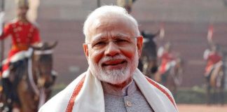 देशभर में धूमधाम से मनाई जा रही होली, राष्ट्रपति मुर्मू और PM मोदी ने दी देशवासियों को शुभकामनाएं PM मोदी