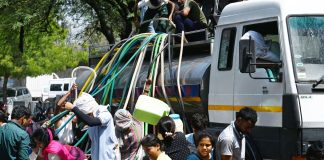 पानी संकट से निपटने के लिए दिल्ली सरकार तैयार, सप्लाई के लिए तैनात किए 1000 वाटर टैंकर दिल्ली सरकार