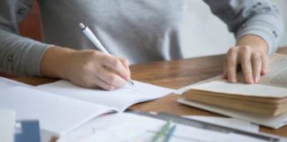 बिहार में सरकारी कर्मचारियों पर सख्ती, अब नौकरी में रहते हुए सिर्फ एक बार ही दे सकेंगे प्रतियोगी परीक्षा