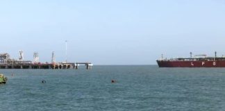 US के साथ अब ये मुस्लिम देश भी ईरान के खिलाफ लड़ने को तैयार? होर्मुज खाली कराने के लिए उठाए हथियार!