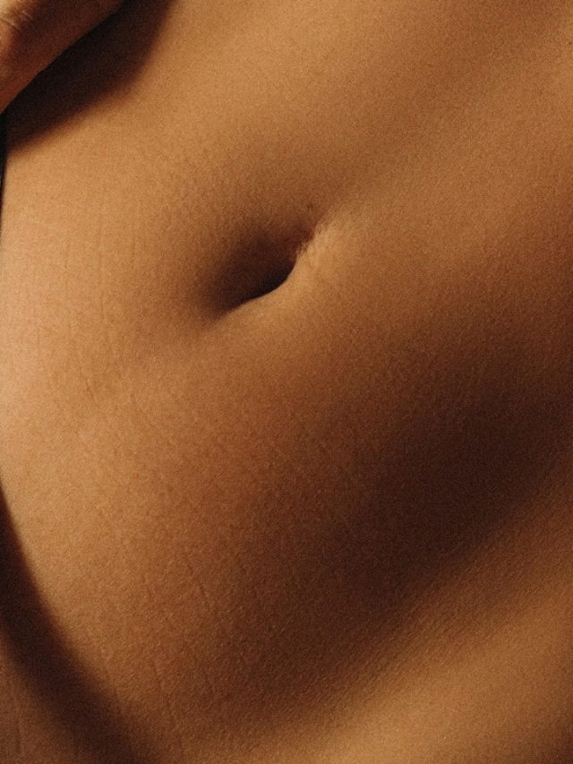 नाभि में सरसों तेल लगाने के 5 फायदे