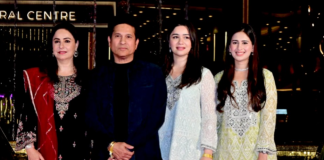 अंबानी की पार्टी में सचिन के परिवार का दिखा स्टाइलिश अंदाज, बेटी-बहू की जोड़ी पर फिदा हुए फैन्स… Ambani's party