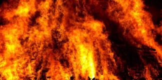 जयपुर में घर के भीतर चल रही पटाखा फैक्ट्री में लगी आग, 3 लोगों की मौत कई हुए घायल