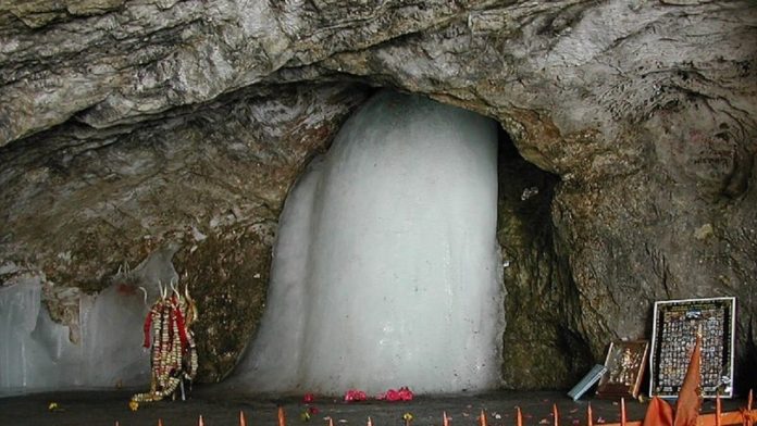 बाबा बर्फानी की प्रथम पूजा