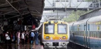मुंबई लोकल ट्रेन में दरवाजा बंद करने को लेकर हुआ विवाद, आरोपी हत्या कर मौके से फरार