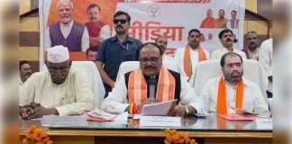हर जिले में खुलेगा मेडिकल कॉलेज, हर मंडल में होगा कैंसर इंस्टीट्यूट, UP के डिप्टी CM ब्रजेश पाठक की घोषणा Deputy CM Brajesh Pathak