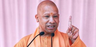 आज से दो दिवसीय गोरखपुर दौरे पर CM योगी, BJP के बूथ अध्यक्षों का करेंगे मार्गदर्शन, क्या रहेगा कल का कार्यक्रम?