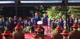 न्यूजीलैंड में PM मोदी का भव्य स्वागत, ऑकलैंड के गवर्नमेंट हाउस में गार्ड ऑफ ऑनर से हुए सम्मानित न्यूजीलैंड PM मोदी