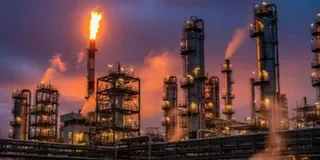 टला LNG संकट, होर्मुज से सप्लाई सामान्य, केंद्र ने गैस पर लगे आपातकालीन प्रतिबंध हटाए