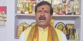 RJD को बड़ा झटका, पूर्व प्रवक्ता मृत्युंजय तिवारी बीजेपी में शामिल
