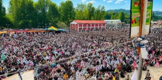 पाकिस्तानी सेना के अत्याचार के खिलाफ सड़क पर उतरे हजारों लोग