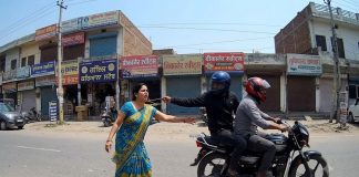 लुधियाना में दिनदहाड़े लूट की वारदात, महिला से बाइक सवारों ने लूटा मंगलसूत्र, पूरी घटना CCTV में कैद Ludhiana