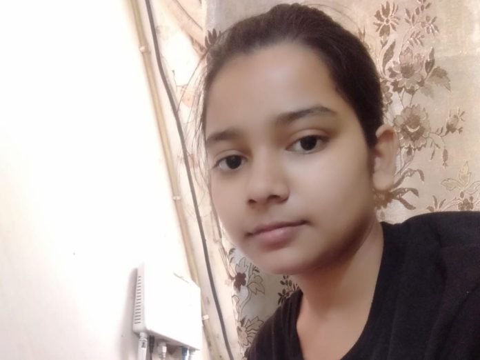 DU Student