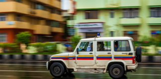200 किलो संदिग्ध गौमांस के साथ पकड़ा गया ऑटो , पुलिस को चकमा देकर 4 आरोपी फरार Uttarakhand News