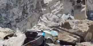 हिमाचल में भयानक हादसे से पसरा मातम, चट्टान गिरने से दब गई टाटा सूमो, 13 लोगों की मौके पर मौत Himachal Pradesh