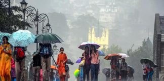 हिमाचल में मानसून बना आफत, अब तक 9 लोगों की मौत और 49 से ज्यादा सड़कें बंद