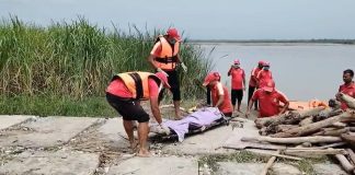 नेपाल की बाढ़ में बहकर भारत पहुंच रहे शव, महराजगंज में गंडक नदी से 3 शव बरामद नेपाल