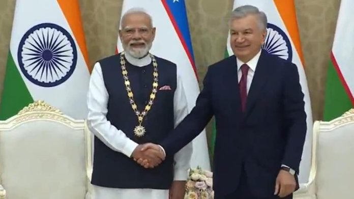 PM मोदी