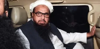 पाकिस्तान में हाफ़िज़ सईद को समन भेजेगा भारत, भगोड़ा अपराधी घोषित करने की प्रक्रिया शुरू
