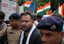 तेजस्वी यादव