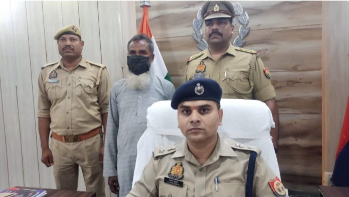 अकबर अली