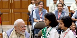 PM मोदी