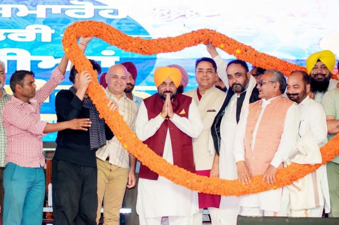 मुख्यमंत्री मावां-धीयां सत्कार योजना