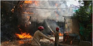 मालवीय नगर होटल अग्निकांड में दिल्ली पुलिस ने दाखिल की चार्जशीट, मालिक समेत 3 लोगों पर लगा आरोप मालवीय नगर होटल अग्निकांड