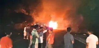 खगड़िया में 50-60 यात्रियों से भरी बस में लगी भीषण आग, नेपाल से गया जा रहे थे तीर्थयात्री, बाल-बाल बची जान