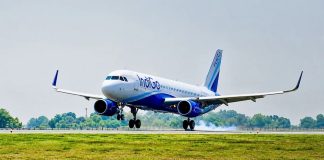 दोहा से बेंगलुरु जा रही IndiGo फ्लाइट की इमरजेंसी लैंडिंग, उड़ान के दौरान पायलट की बिगड़ी तबीयत IndiGo
