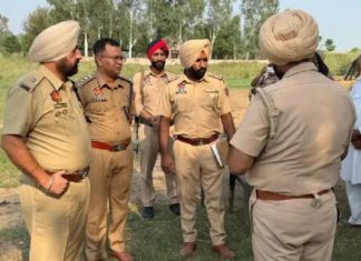 पंजाब के तरनतारन में पुलिस और बदमाशों के बीच मुठभेड़, कुख्यात गैंगस्टर कश्मीर पुंगी ढेर, दूसरा घायल, हथियार बरामद