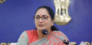 CM रेखा गुप्ता