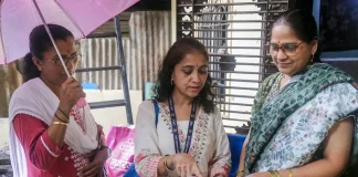 वोटर कार्ड में गलती? नाम-पता सुधारने के लिए नहीं लगाने होंगे चक्कर, फोन से मिनटों में होगा काम!