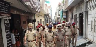 अमृतसर में नशे के खिलाफ पुलिस का बड़ा एक्शन, CASO ऑपरेशन में 7 किलो से ज्यादा हेरोइन और 4.25 किलो अफीम बरामद Amritsar Police