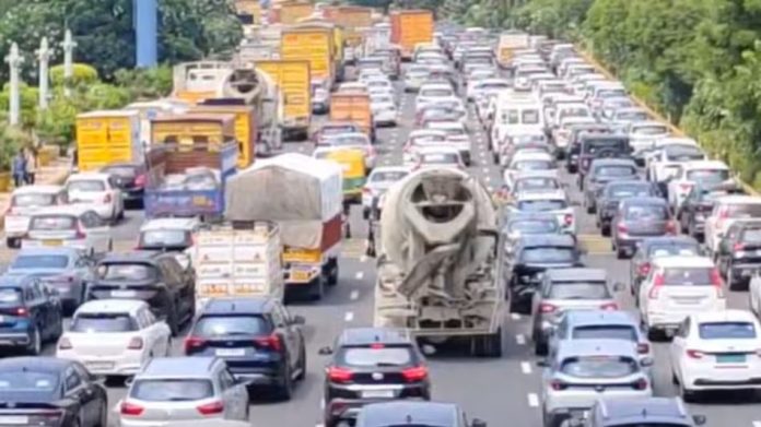 Greater Noida to Delhi