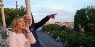 इटली में बुर्का-नकाब बैन पर AIMIM नेता वारिस पठान का तंज, बोले- ‘मोदी जी ने जब मेलोनी को मेलोडी खिलाई होगी तब…’ AIMIM