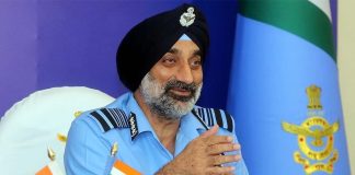 विदाई के दिन नेशनल वॉर मेमोरियल पहुंचे सेना प्रमुख एयर चीफ मार्शल अमर प्रीत सिंह, शहीदों के नाम लिखा भावुक संदेश सेना प्रमुख एयर चीफ मार्शल अमर प्रीत सिं