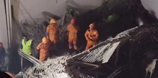 ‘4 घंटे गिड़गिड़ाया’, दिल्ली के हर्ष विहार में 2 मंजिला इमारत ढही, 2 की मौत, रातभर चला रेस्क्यू