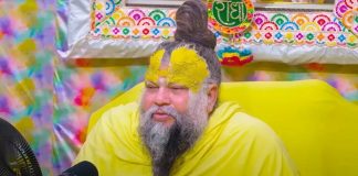 दो गुटों में बंटा प्रेमानंद जी महाराज का केलीकुंज आश्रम, किडनी चोरी के आरोप से फैली सनसनी Premanand Ji Maharaj