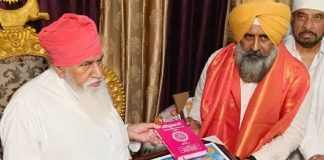 अमृतसर के बाद डेरा सचखंड बल्लां पहुंचे परगट सिंह, सचखंड बल्लां में लिया संत निरंजन दास का आशीर्वाद Pargat Singh