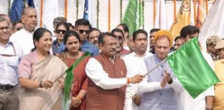 दिल्ली की सफाई व्यवस्था को नई रफ्तार! CM रेखा ने MCD के नए स्वच्छता संसाधनों का किया उद्घाटन Delhi
